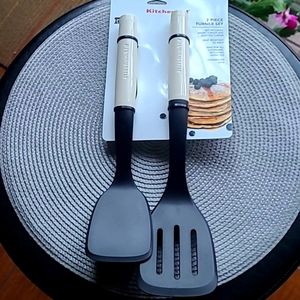 KitchenAid 2 Piece Turner Set